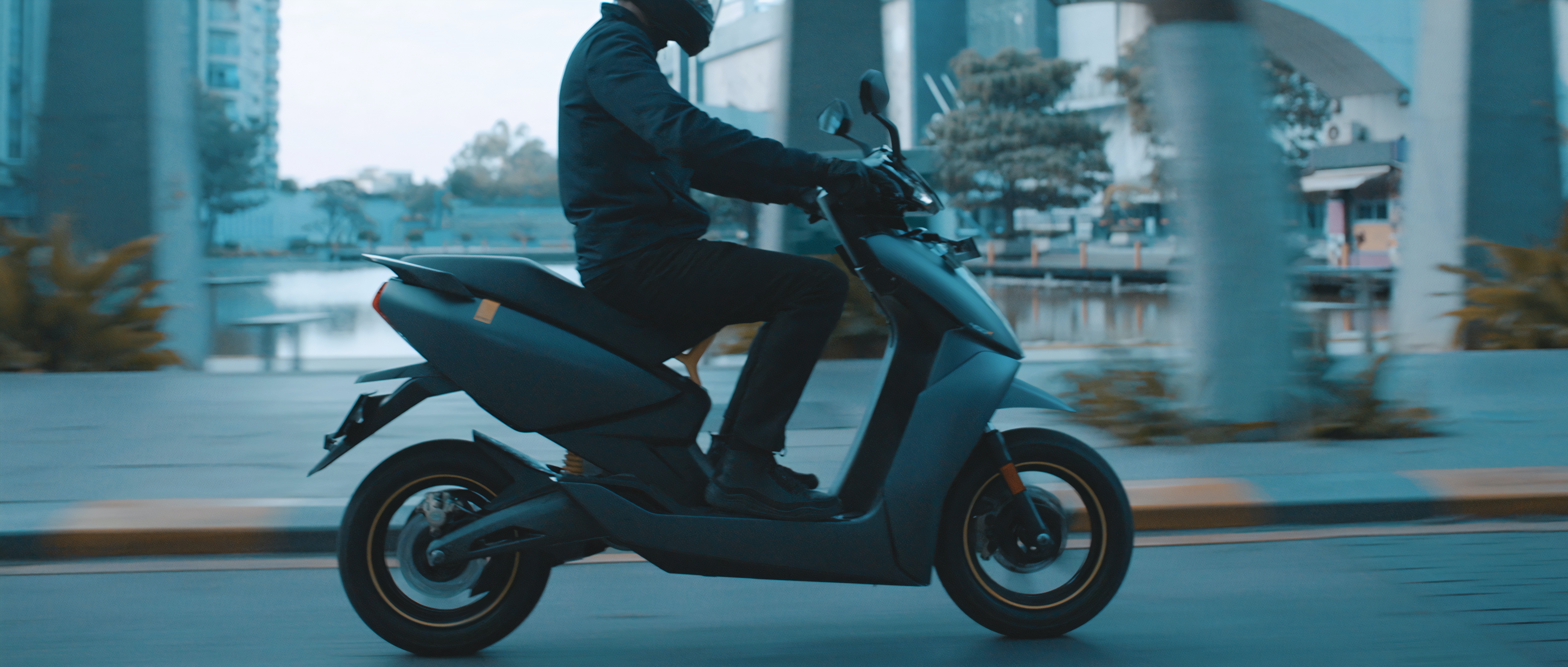 do electric motorcycles require a license